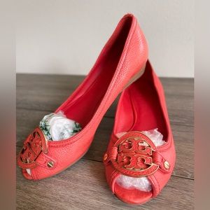 TORY BURCH- RED FLATS (size 7.5)